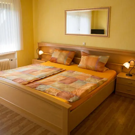 Weingut Gerhard Trossen Bed & Breakfast Krov